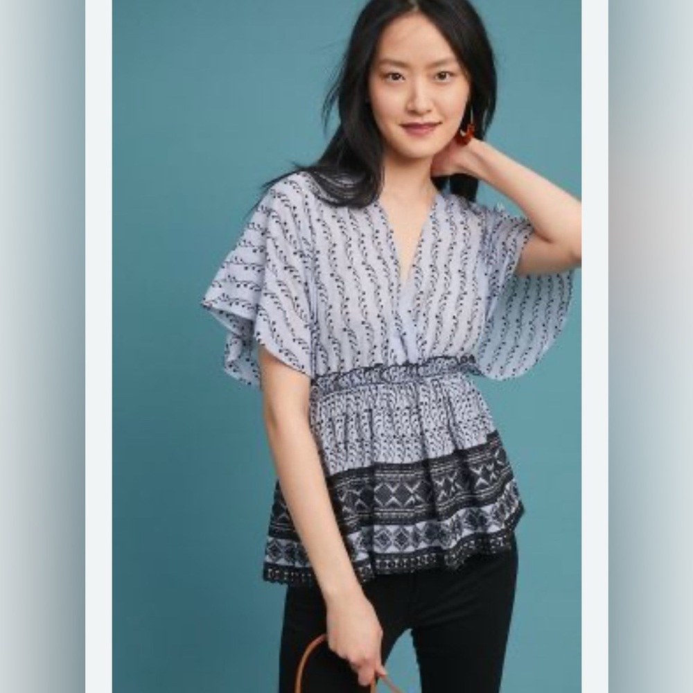 Anthropologie. NWT. Small. Blue top.